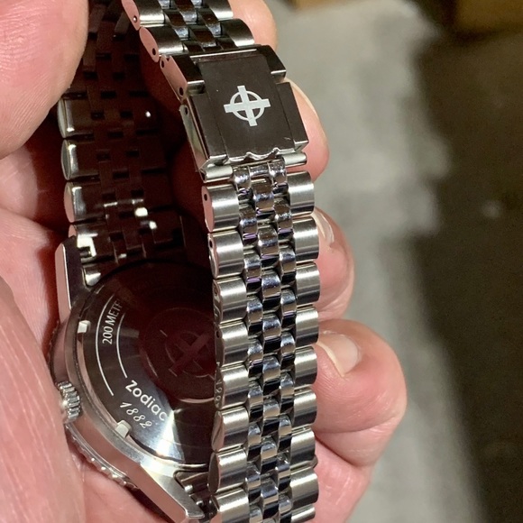 Zodiac Super Seawolf Compression Watch Silver Dial - Picture 15 of 15